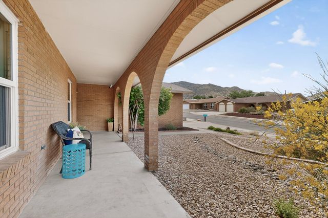 14343 Camino Del Rey NE, Albuquerque, NM 87123