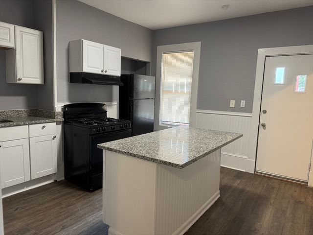 179 Paris Street 1, Boston, MA 02128