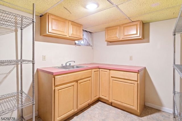 73 Knickerbocker Ave, Paterson City, NJ 07503