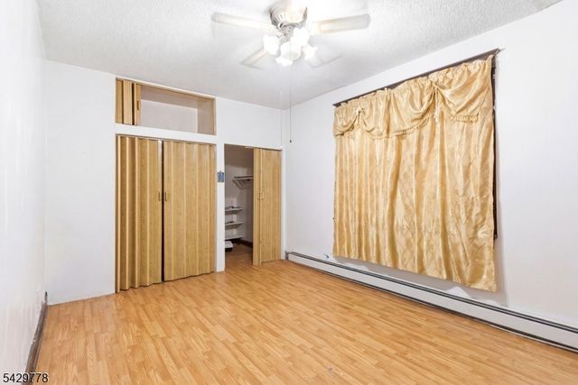 73 Knickerbocker Ave, Paterson City, NJ 07503