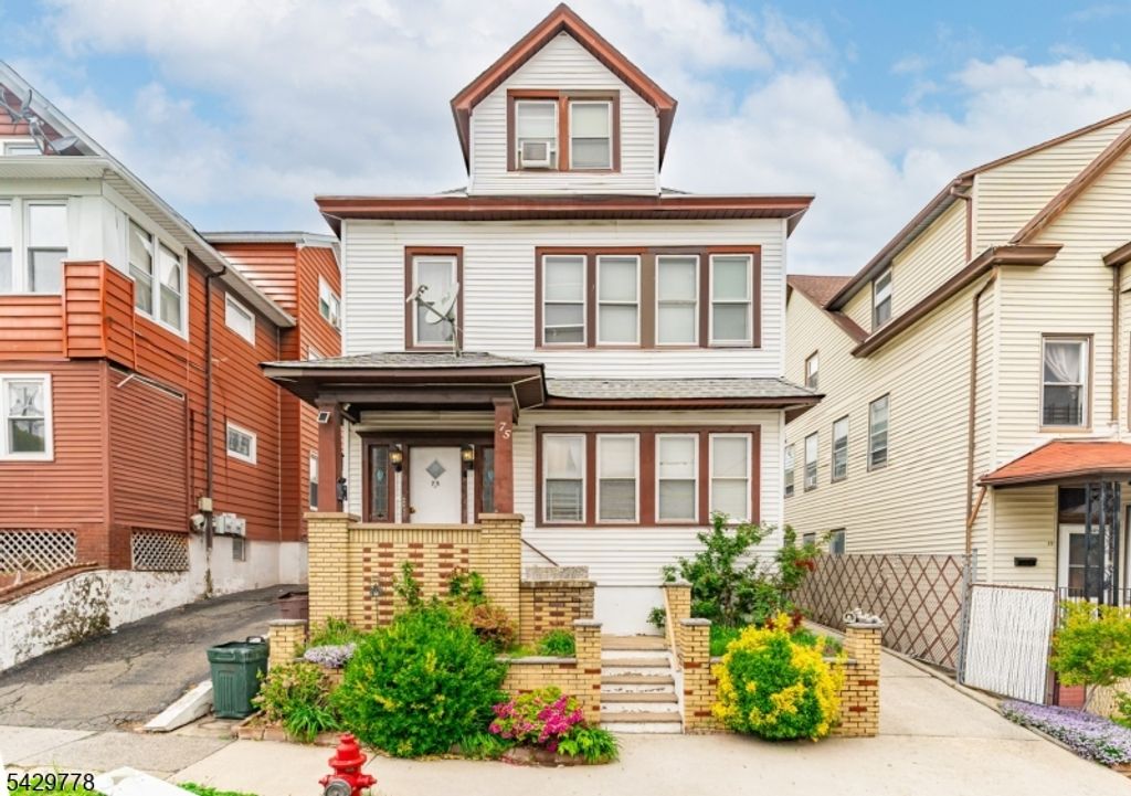 73 Knickerbocker Ave, Paterson City, NJ 07503