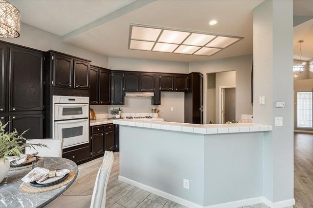114 Kerwin Way, Folsom, CA 95630