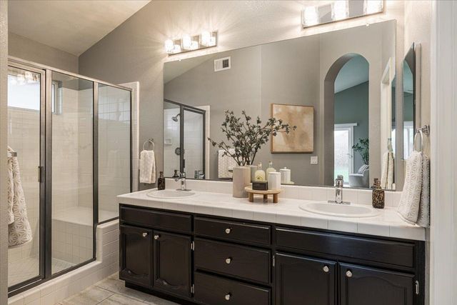 114 Kerwin Way, Folsom, CA 95630