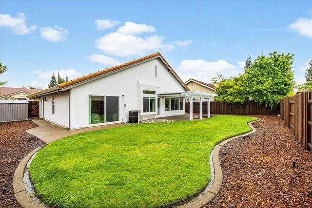 114 Kerwin Way, Folsom, CA 95630