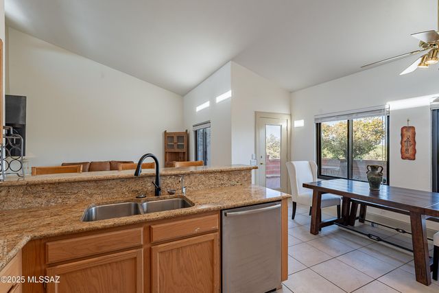 188 N Cobalt Drive, Green Valley, AZ 85614