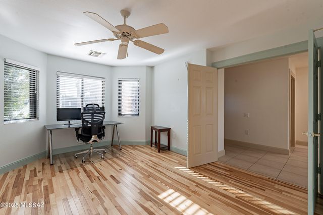 188 N Cobalt Drive, Green Valley, AZ 85614