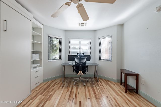 188 N Cobalt Drive, Green Valley, AZ 85614