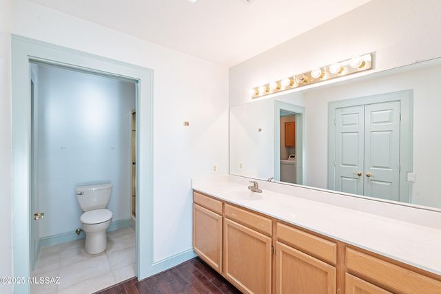 188 N Cobalt Drive, Green Valley, AZ 85614