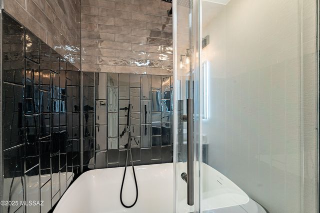 188 N Cobalt Drive, Green Valley, AZ 85614