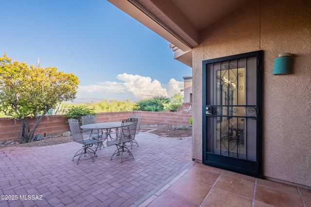 188 N Cobalt Drive, Green Valley, AZ 85614