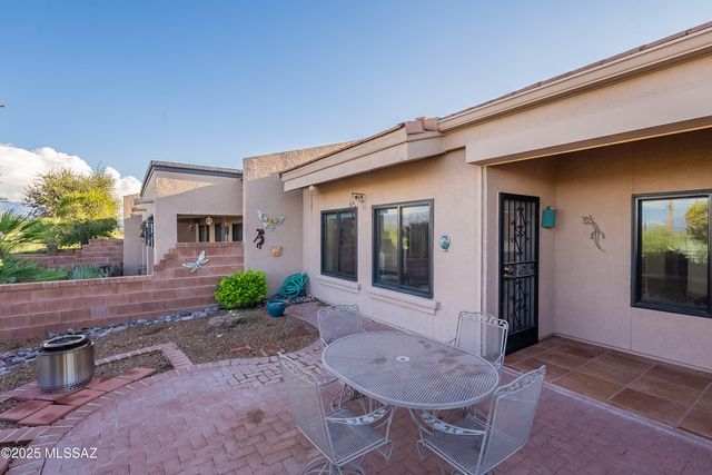 188 N Cobalt Drive, Green Valley, AZ 85614