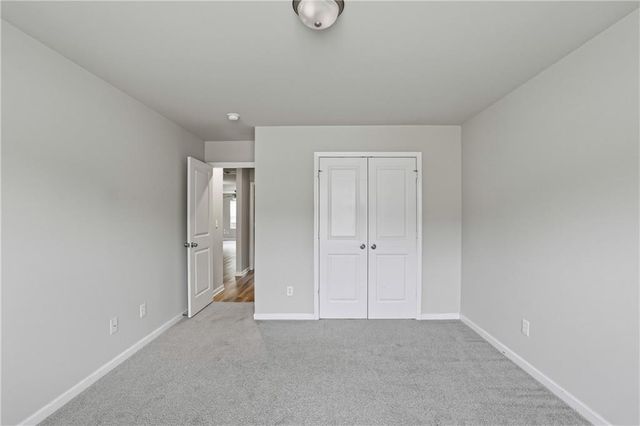 122 W Lexington Avenue, Griffin, GA 30223