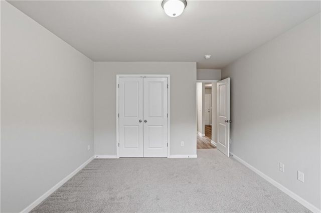 122 W Lexington Avenue, Griffin, GA 30223