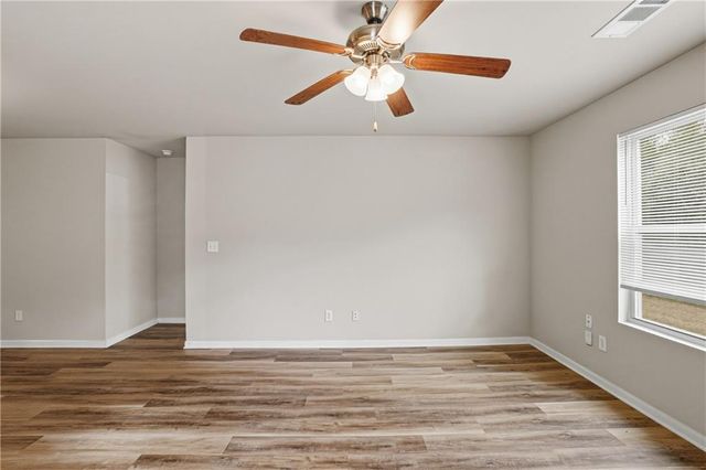 122 W Lexington Avenue, Griffin, GA 30223