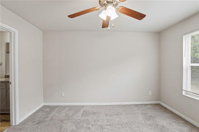 122 W Lexington Avenue, Griffin, GA 30223