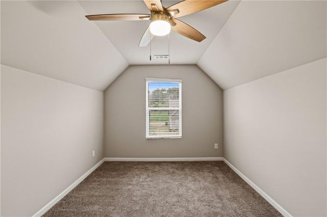 122 W Lexington Avenue, Griffin, GA 30223