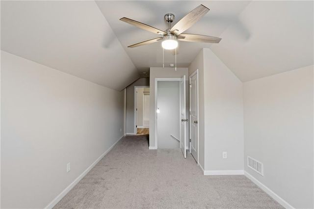 122 W Lexington Avenue, Griffin, GA 30223