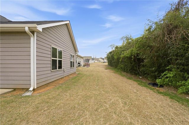 122 W Lexington Avenue, Griffin, GA 30223