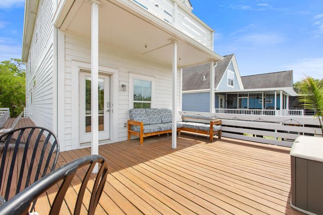 1050 Hunley Waters Circle, North Charleston, SC 29405