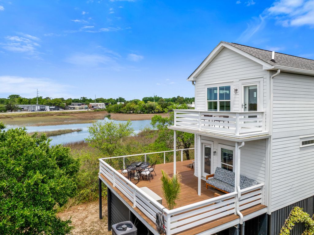 1050 Hunley Waters Circle, North Charleston, SC 29405