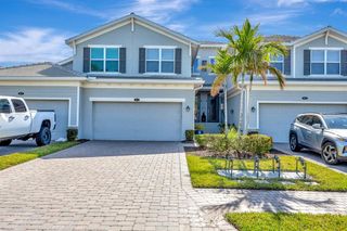 915 TIDEWATER SHORES LOOP, Bradenton, FL 34208