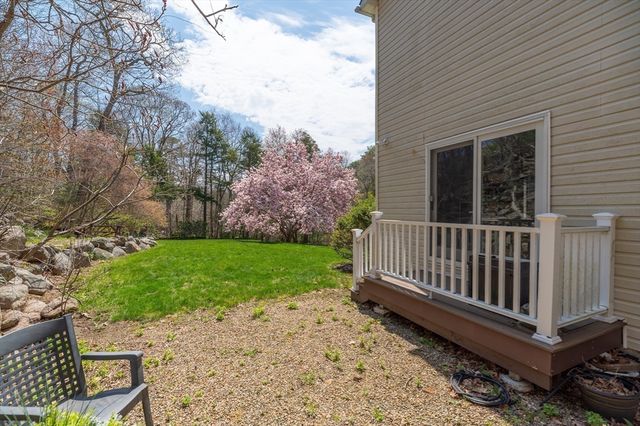 25 Magnolia Ave, Manchester, MA 01944