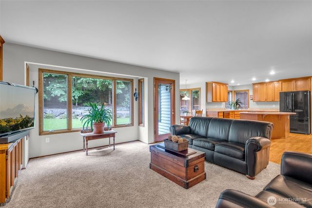15454 SE 67th Street, Bellevue, WA 98006