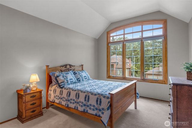 15454 SE 67th Street, Bellevue, WA 98006