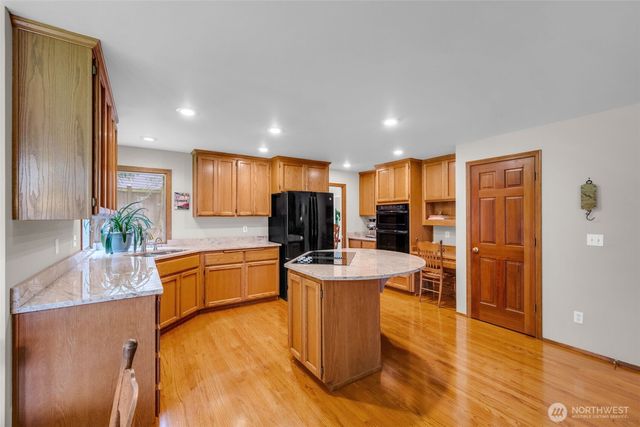 15454 SE 67th Street, Bellevue, WA 98006