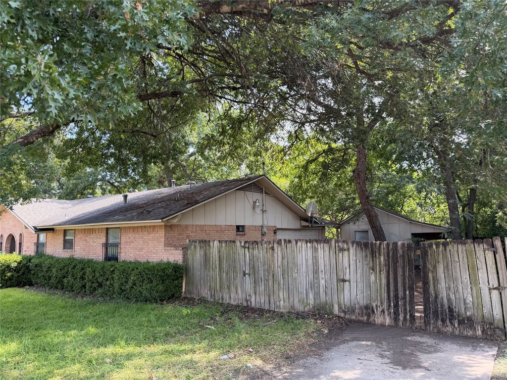 424 Lakewood Drive, Desoto, TX 75115 — photo 4