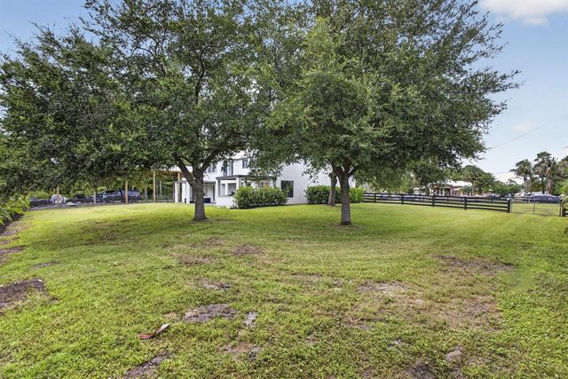 17394 Orange Boulevard, Loxahatchee, FL 33470