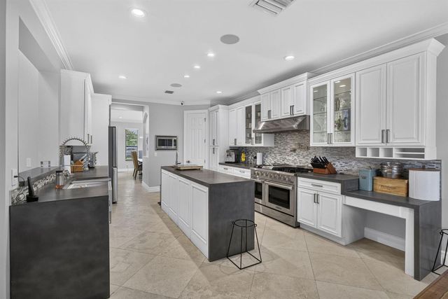 17394 Orange Boulevard, Loxahatchee, FL 33470