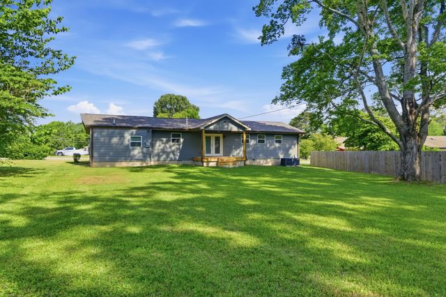 1233 Radmoor Drive, Chattanooga, TN 37421