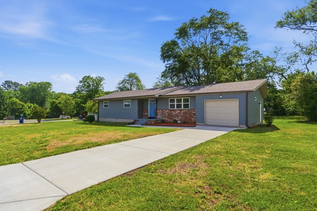 1233 Radmoor Drive, Chattanooga, TN 37421