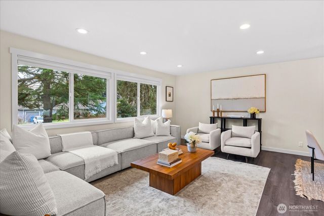 110 NW 188th Street, Shoreline, WA 98177