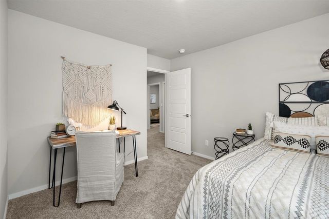5796 S Bernard St, Spokane, WA 99224