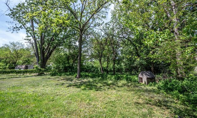 4151 Xenia Avenue N, Robbinsdale, MN 55422