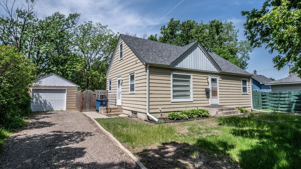 4151 Xenia Avenue N, Robbinsdale, MN 55422