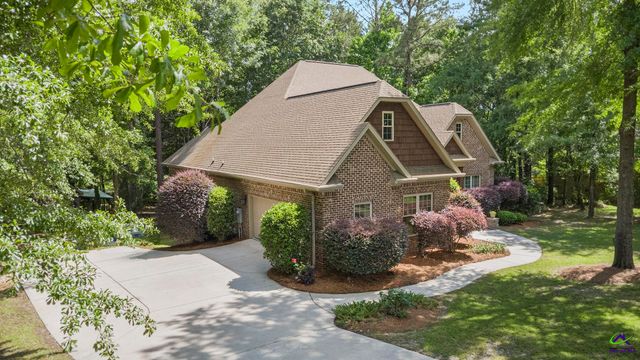 3064 Chatooga Way, Bonaire, GA 31005