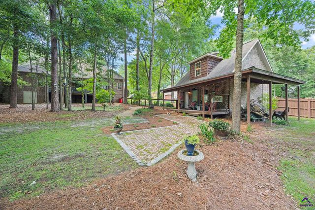 3064 Chatooga Way, Bonaire, GA 31005