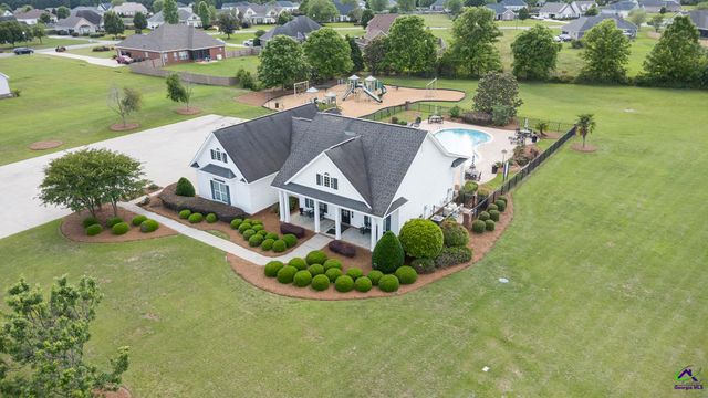 3064 Chatooga Way, Bonaire, GA 31005