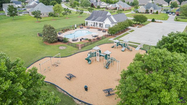 3064 Chatooga Way, Bonaire, GA 31005