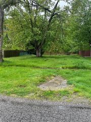 518 Lafayette Boulevard, Sheffield Lake, OH 44054