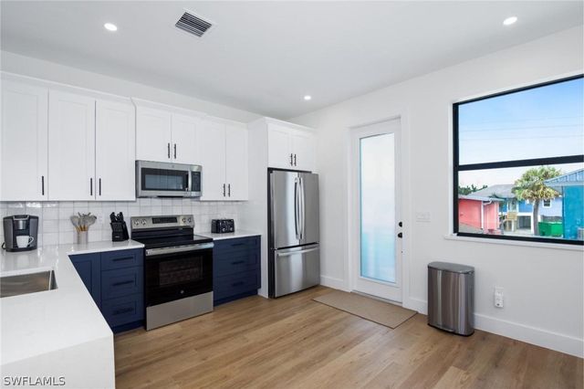 170 Washington AVE, Fort Myers Beach, FL 33931