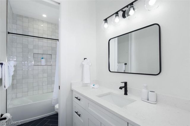 170 Washington AVE, Fort Myers Beach, FL 33931