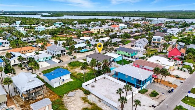 170 Washington AVE, Fort Myers Beach, FL 33931