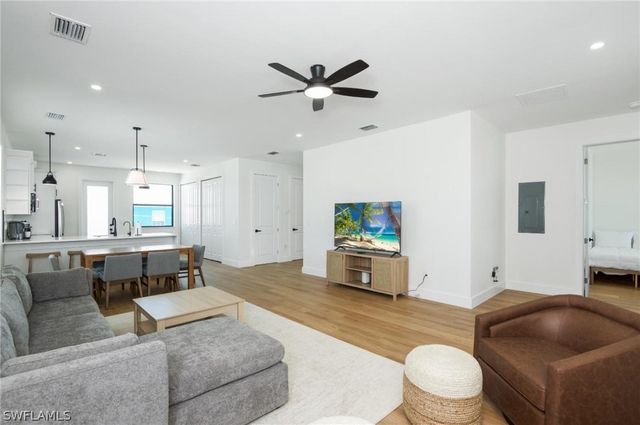 170 Washington AVE, Fort Myers Beach, FL 33931