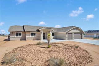 10647 Central Road, Apple Valley, CA 92308