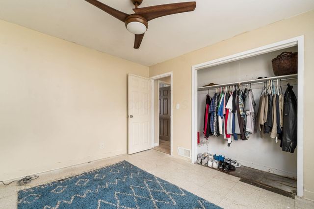 4 Oak Road, Columbus, OH 43217