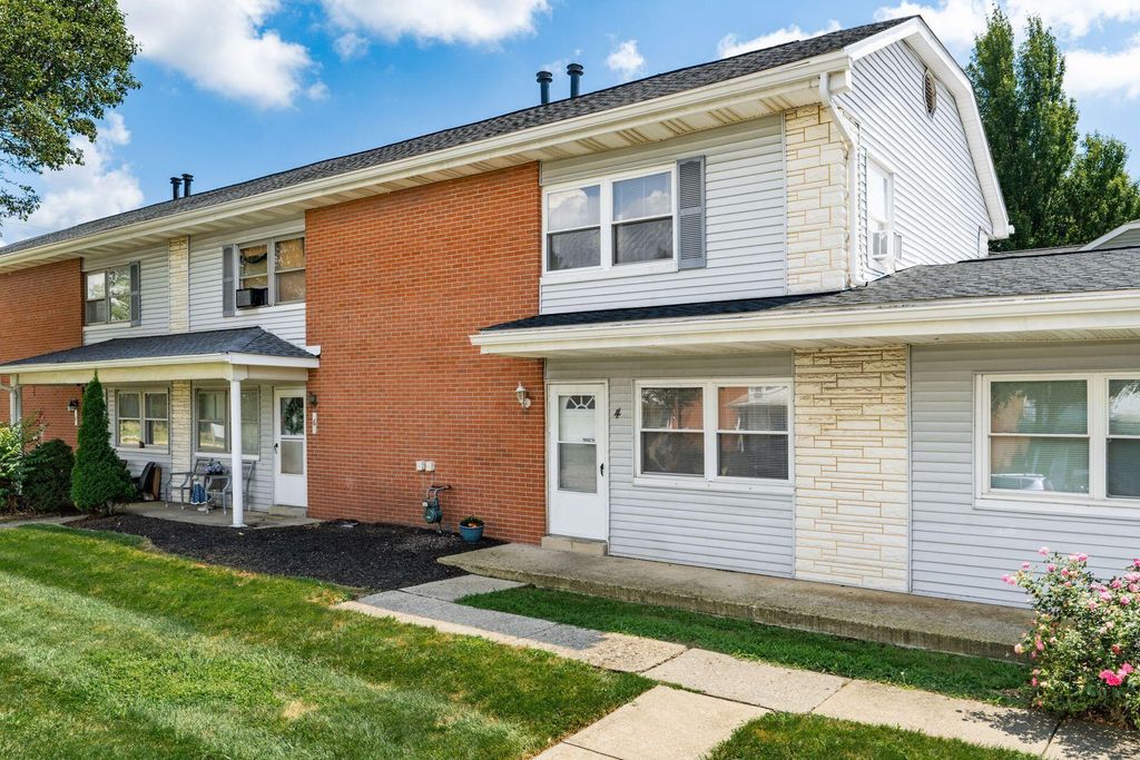 4 Oak Road, Columbus, OH 43217